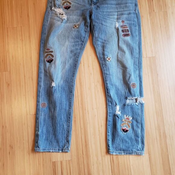 Pilcro and the Letterpress Slim Boyfriend Crop Embroidered Jeans - Picture 9 of 10